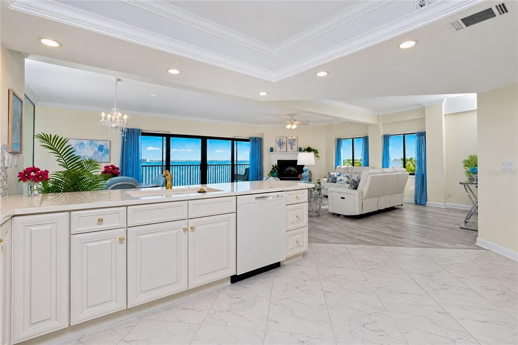 1601 PARK BEACH CIRCLE 18 photo 17