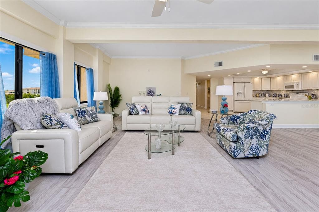 1601 PARK BEACH CIRCLE 18 photo 9