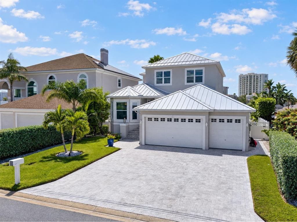 141 BAYSIDE DRIVE 2