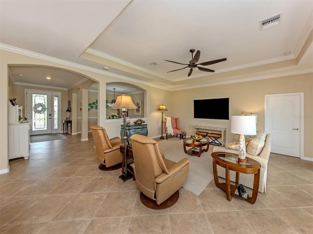 13895 VANCANZA DRIVE photo 8