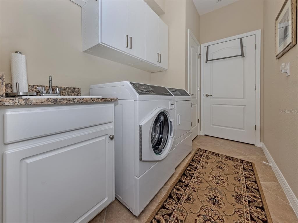 13895 VANCANZA DRIVE photo 21