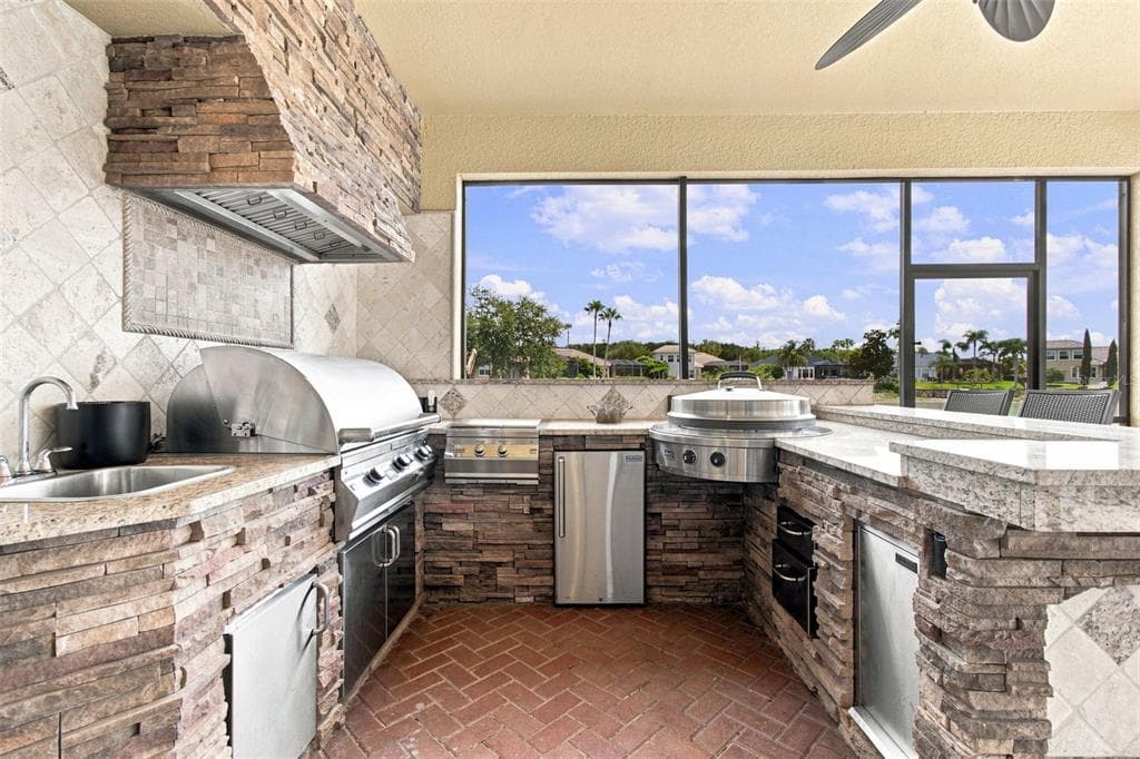 10801 BARBADOS ISLE DRIVE photo 9