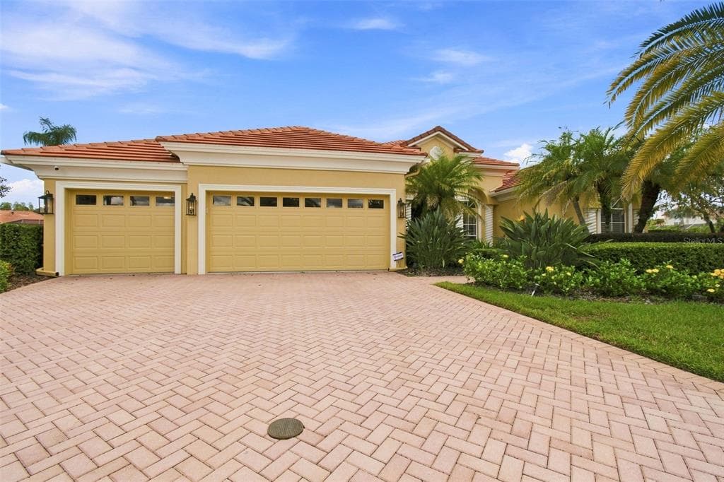 10801 BARBADOS ISLE DRIVE 4