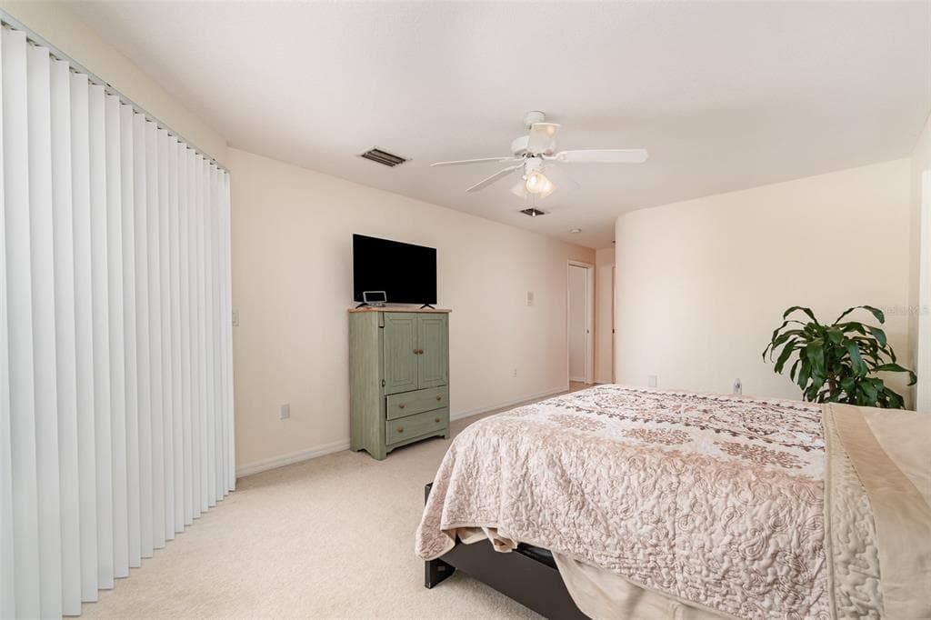 4010 YUCATAN CIRCLE photo 19
