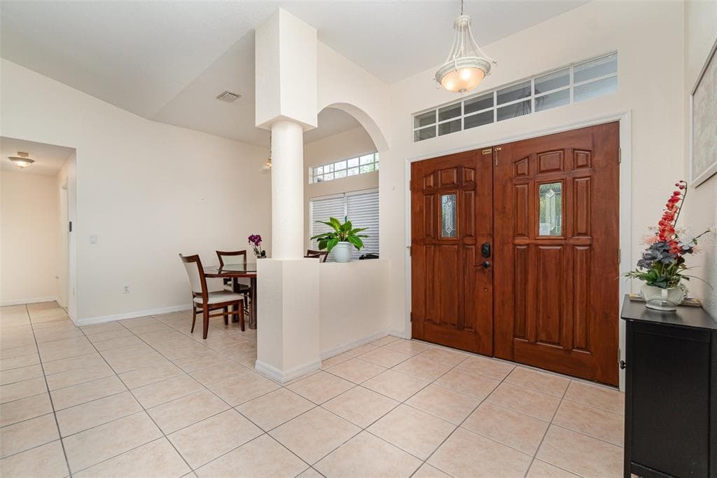 4010 YUCATAN CIRCLE photo 8