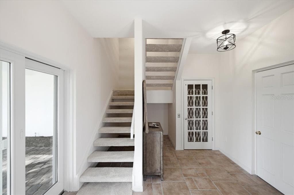 13 TIDY ISLAND BOULEVARD 13 photo 7