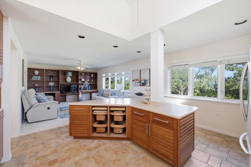13 TIDY ISLAND BOULEVARD 13 photo 18
