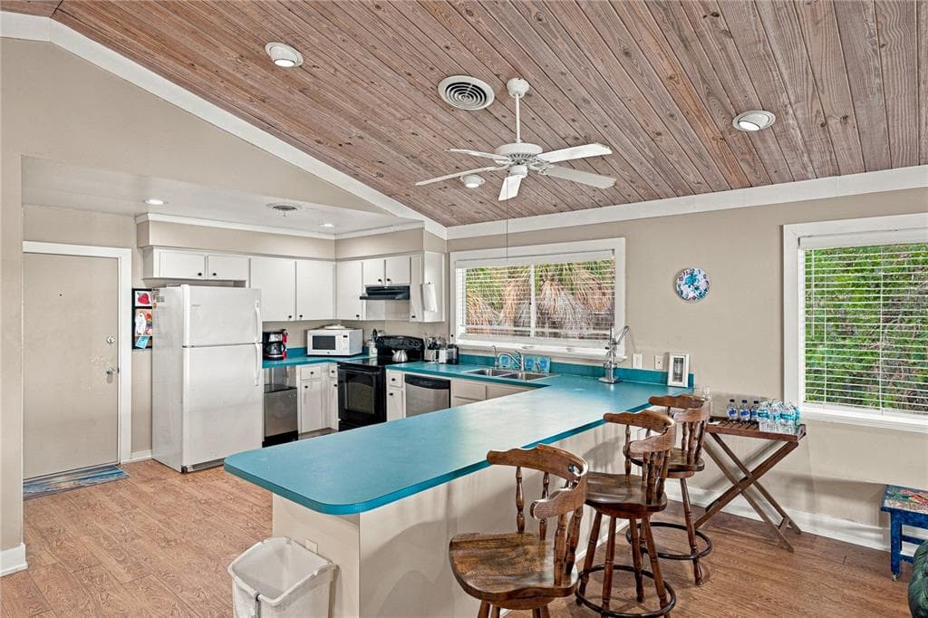 8178 LITTLE GASPARILLA ISLAND photo 13
