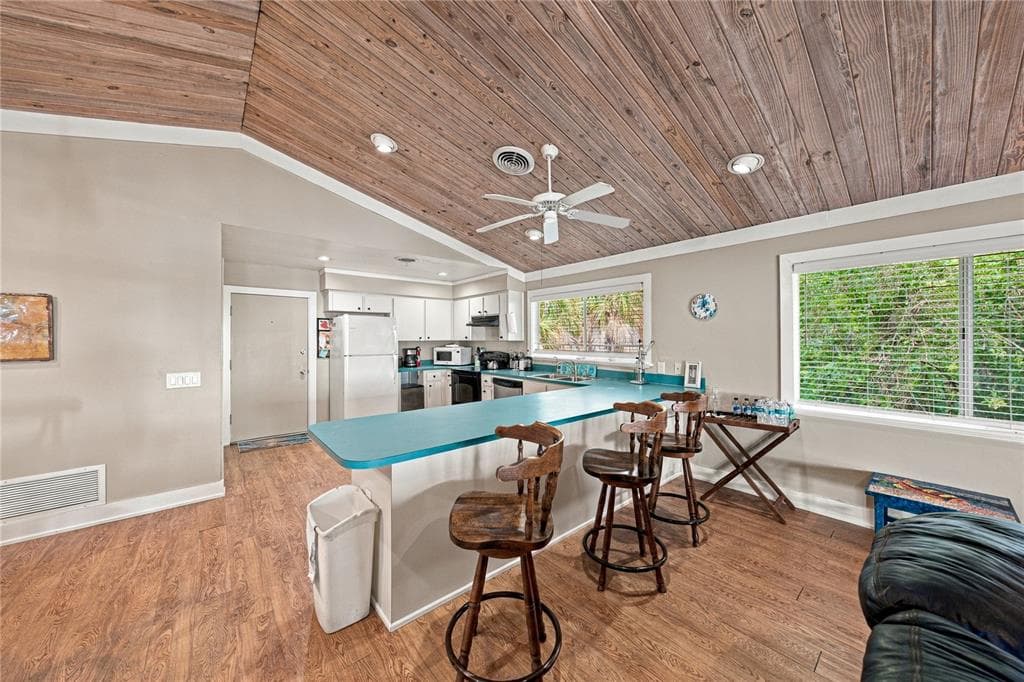 8178 LITTLE GASPARILLA ISLAND photo 12