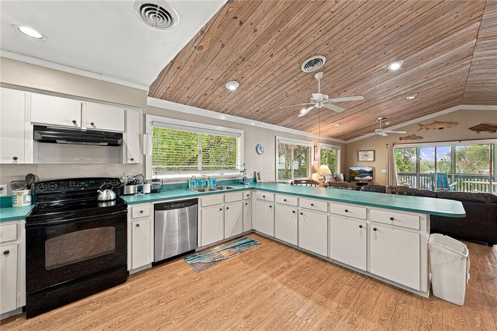 8178 LITTLE GASPARILLA ISLAND photo 10