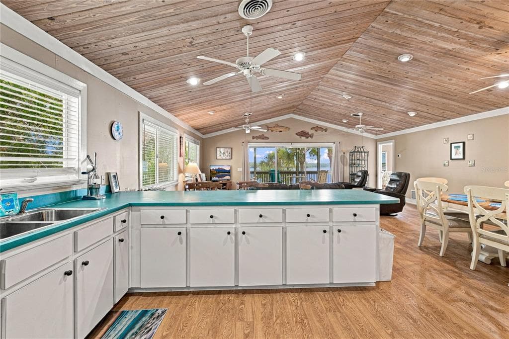 8178 LITTLE GASPARILLA ISLAND photo 11