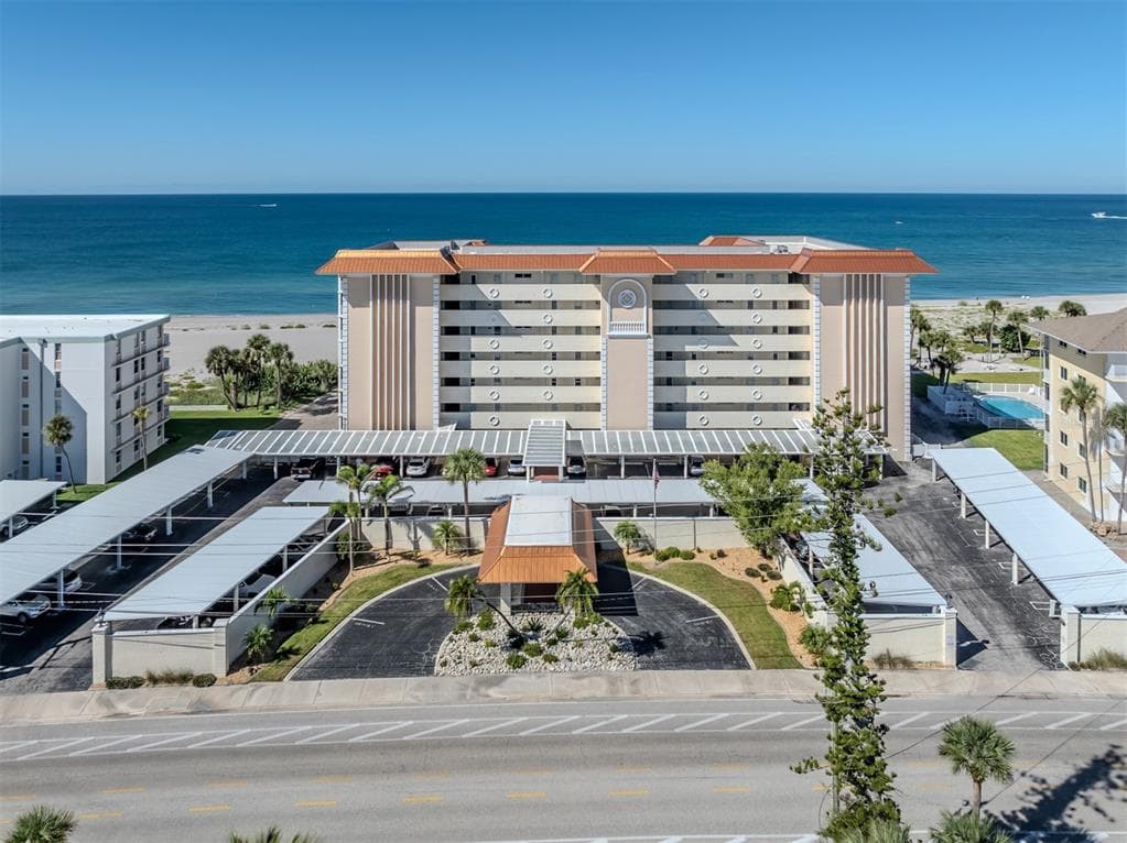 1150 TARPON CENTER DRIVE 4H (408) photo 1