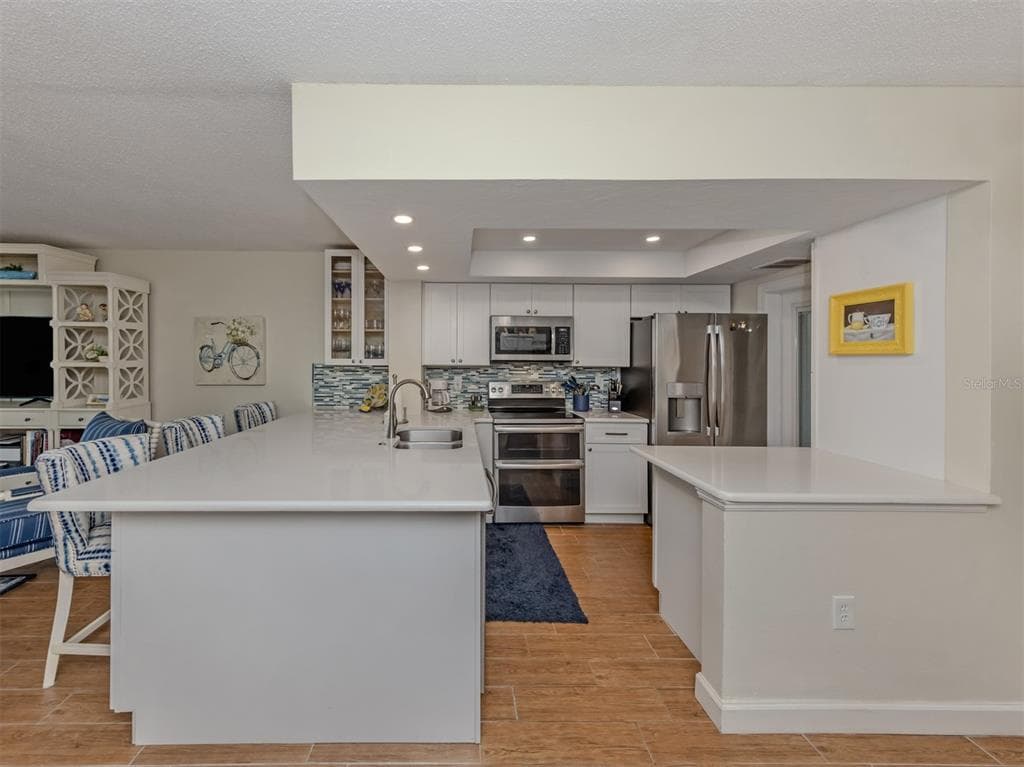 1150 TARPON CENTER DRIVE 4H (408) photo 8