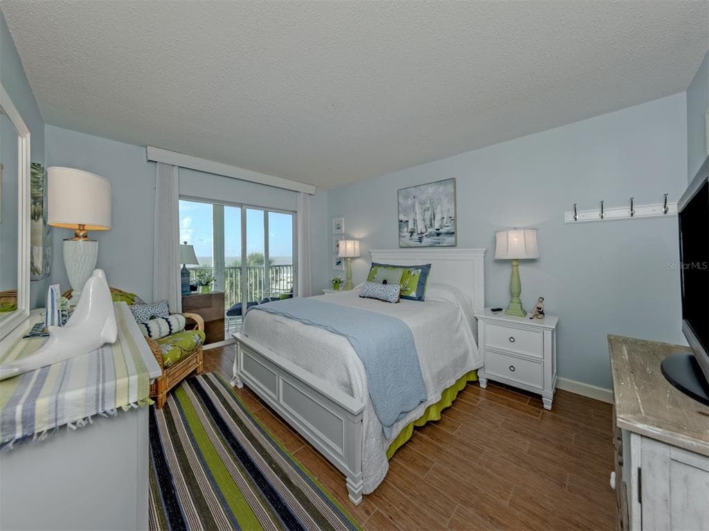 1150 TARPON CENTER DRIVE 4H (408) photo 21