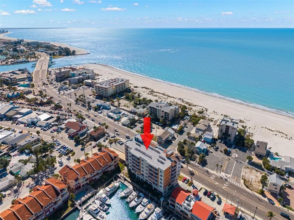 13101 GULF BOULEVARD 1605 photo 1