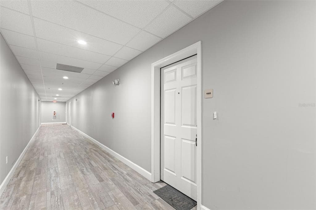 13101 GULF BOULEVARD 1605 photo 5
