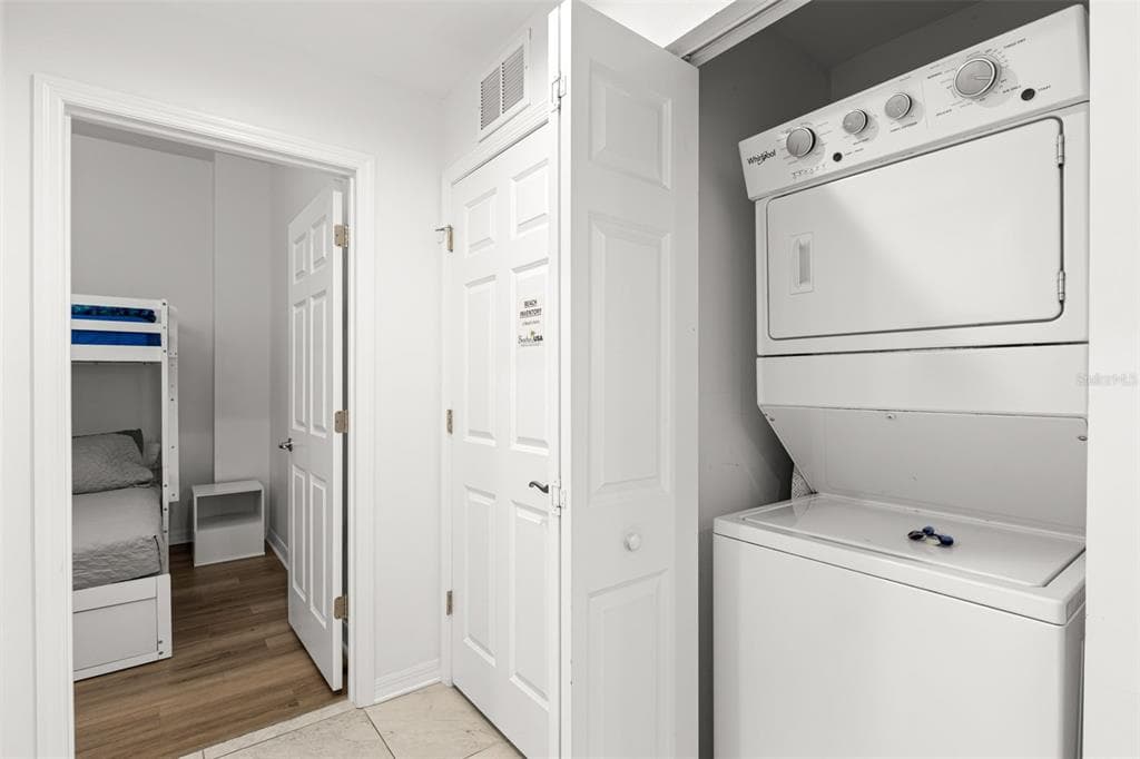 13101 GULF BOULEVARD 1605 photo 25