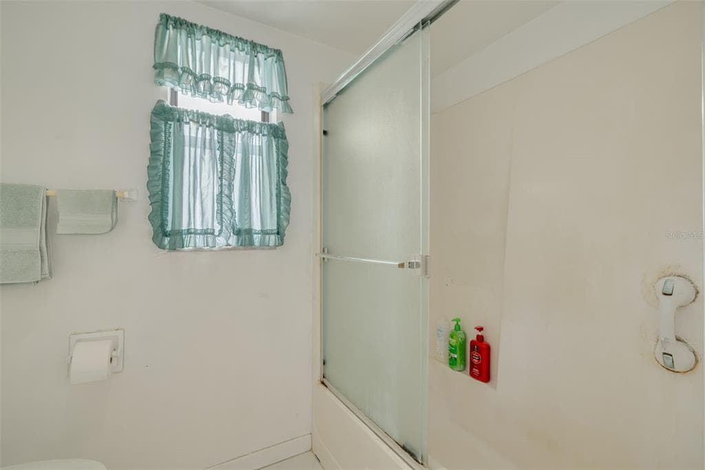 450 TREASURE ISLAND CAUSEWAY 201 photo 16