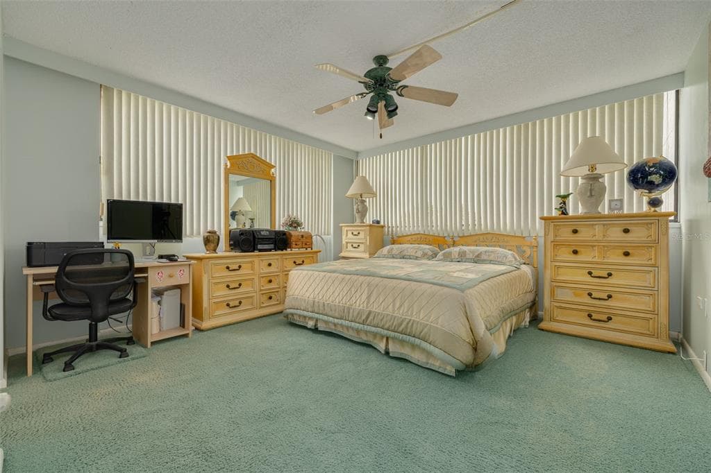 450 TREASURE ISLAND CAUSEWAY 201 photo 12