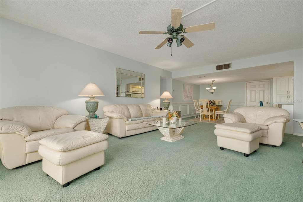450 TREASURE ISLAND CAUSEWAY 201 photo 10
