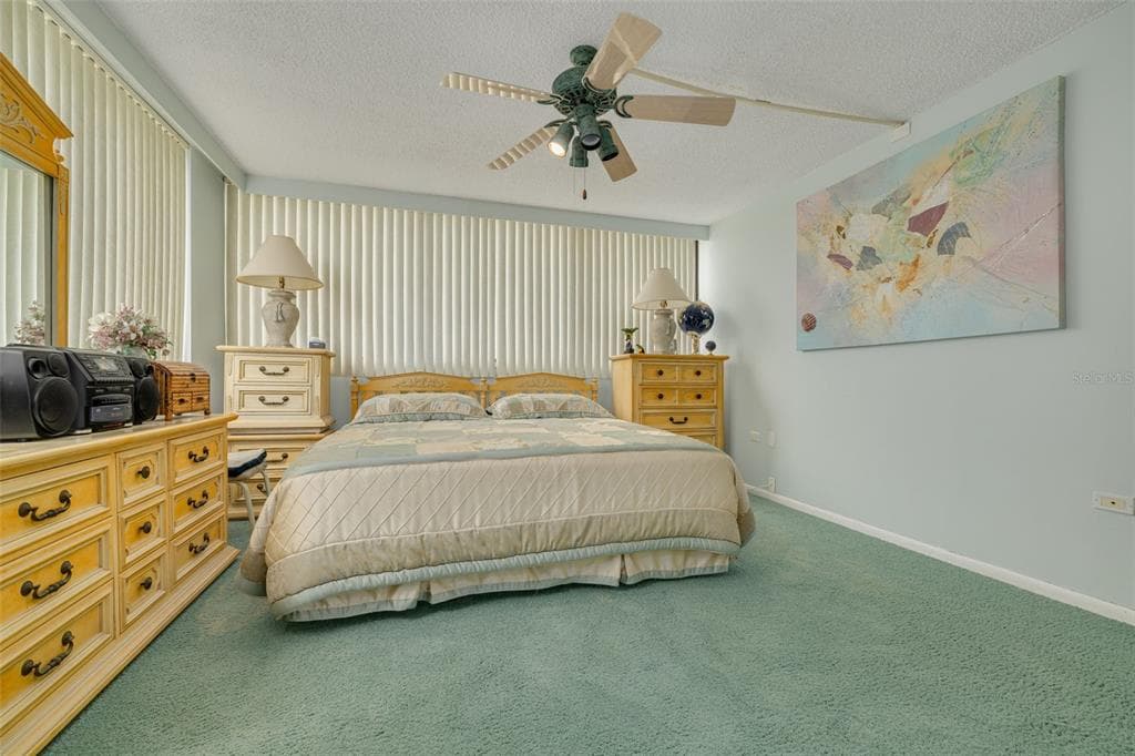 450 TREASURE ISLAND CAUSEWAY 201 photo 14