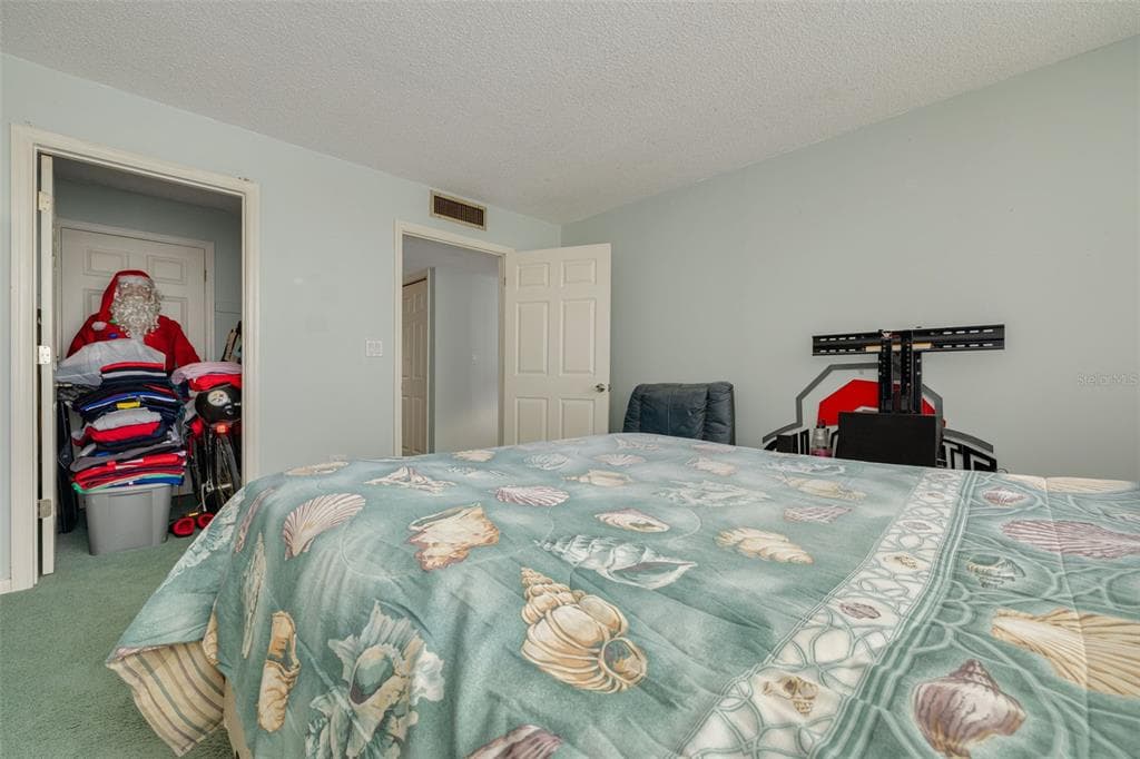 450 TREASURE ISLAND CAUSEWAY 201 photo 18