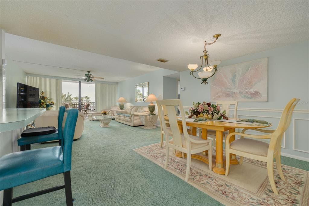 450 TREASURE ISLAND CAUSEWAY 201 photo 4