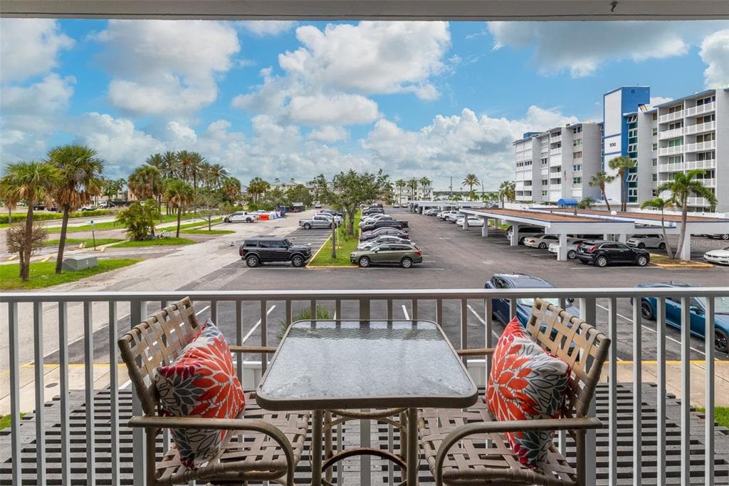 450 TREASURE ISLAND CAUSEWAY 201 photo 21