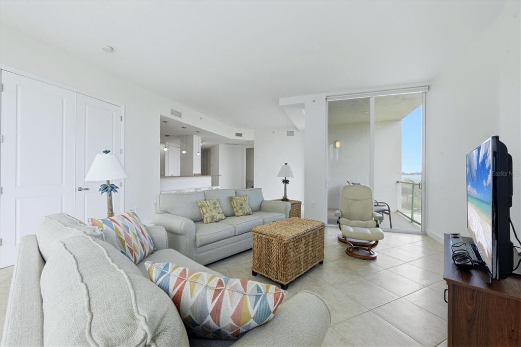 1375 BEACH ROAD 210 & SLIP 21 photo 7