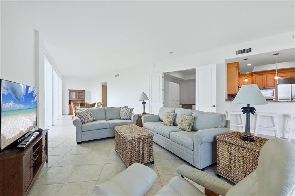 1375 BEACH ROAD 210 & SLIP 21 photo 10