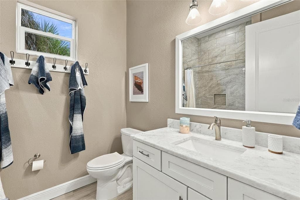 13284 AMARYLLIS CIRCLE photo 23