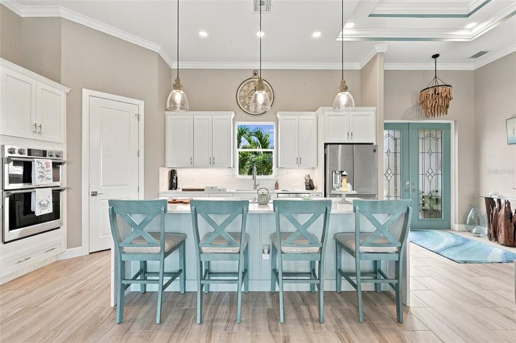 13284 AMARYLLIS CIRCLE photo 2