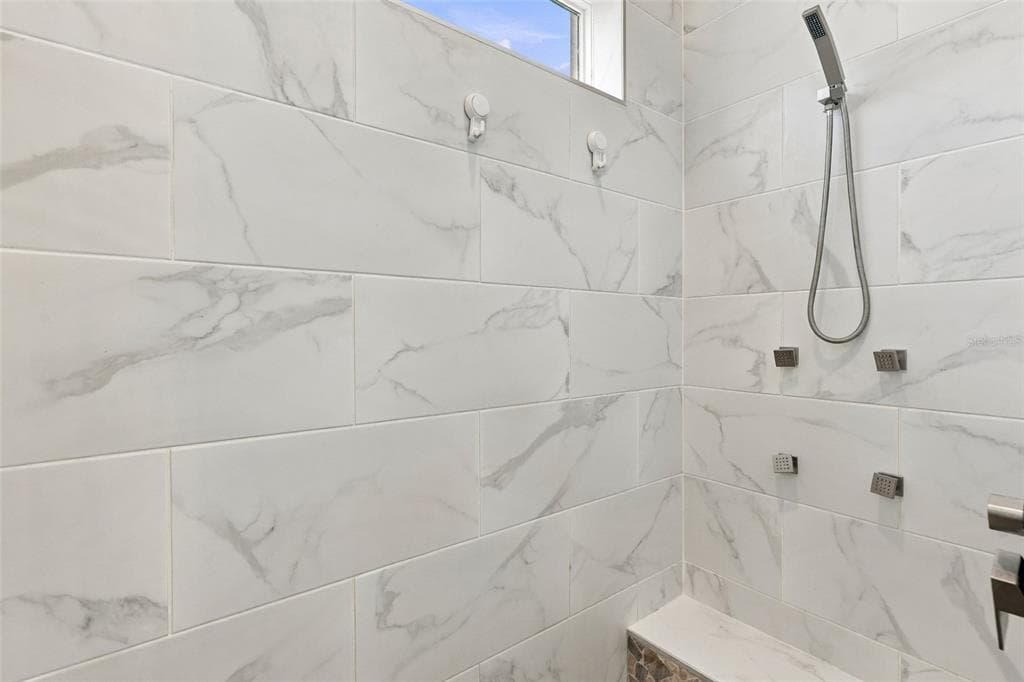 13284 AMARYLLIS CIRCLE photo 16