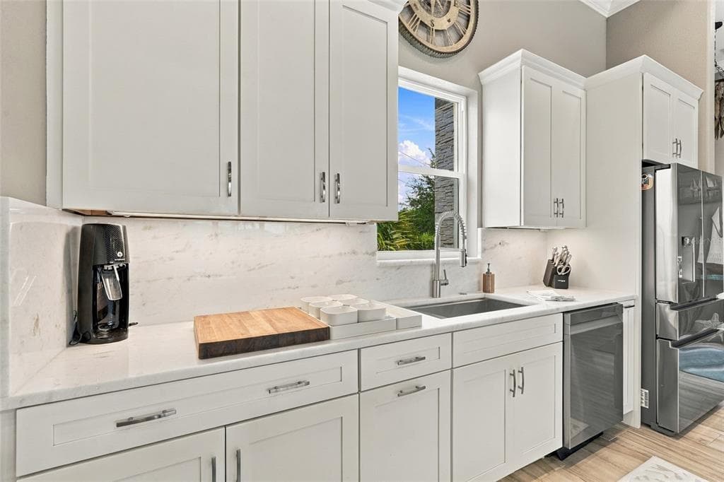13284 AMARYLLIS CIRCLE photo 10