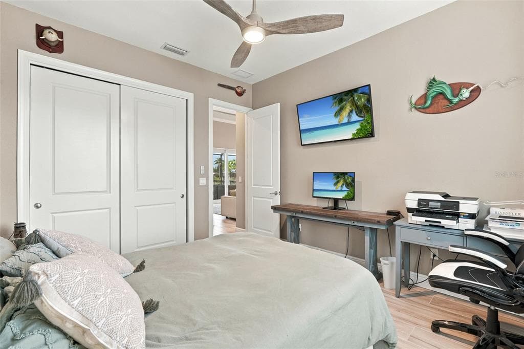 13284 AMARYLLIS CIRCLE photo 19
