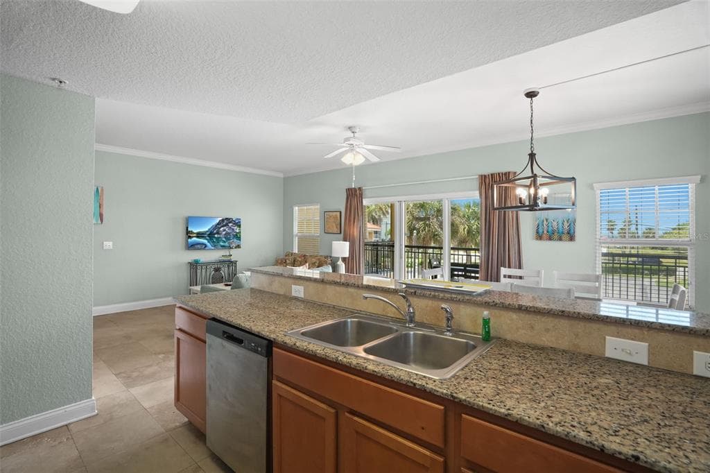 10315 GULF BOULEVARD 106 photo 7