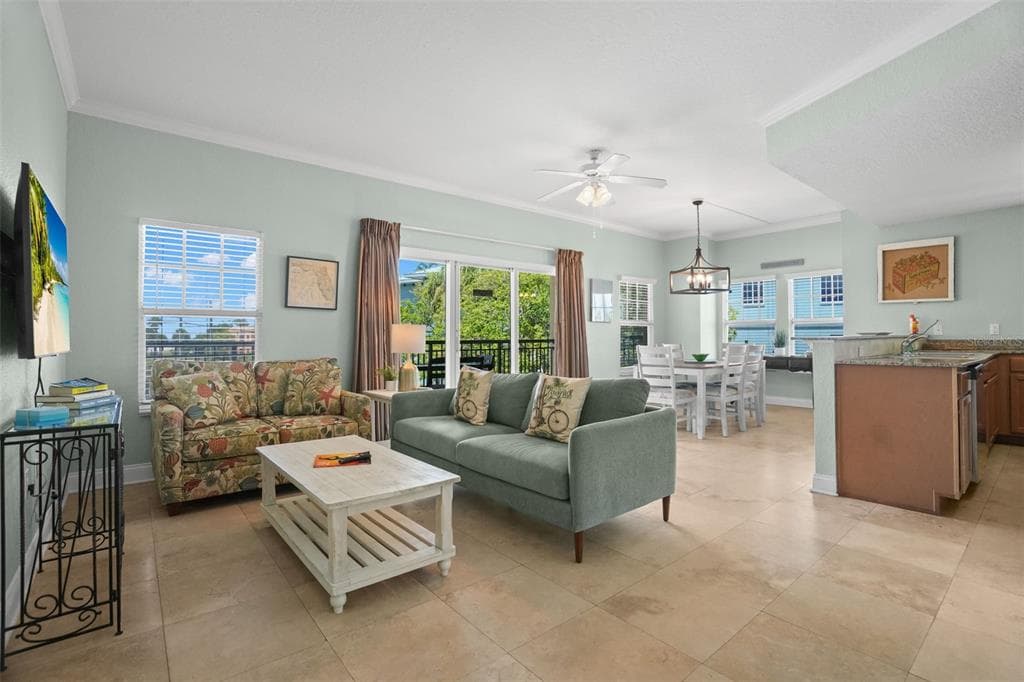 10315 GULF BOULEVARD 106 photo 3
