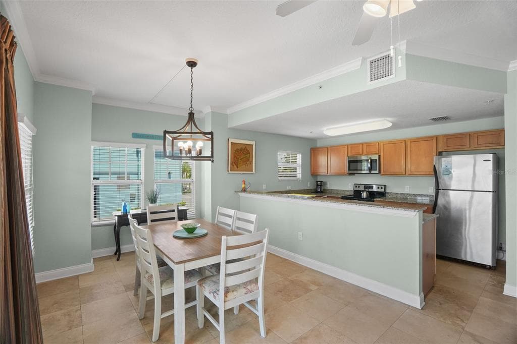 10315 GULF BOULEVARD 106 photo 5