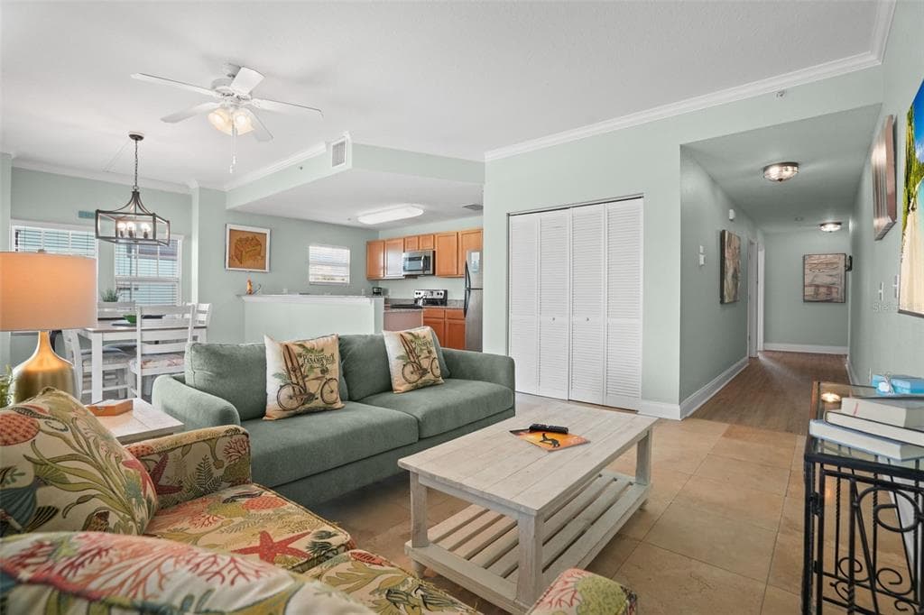 10315 GULF BOULEVARD 106 photo 4
