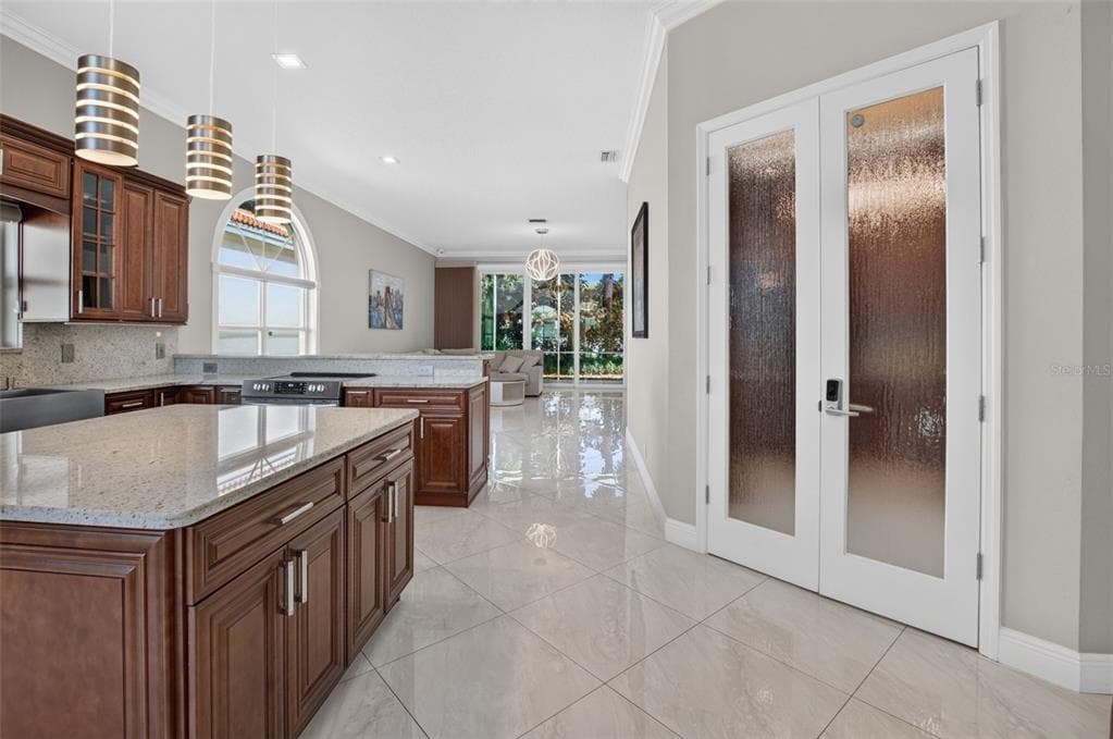 5351 VENTURA DRIVE photo 6