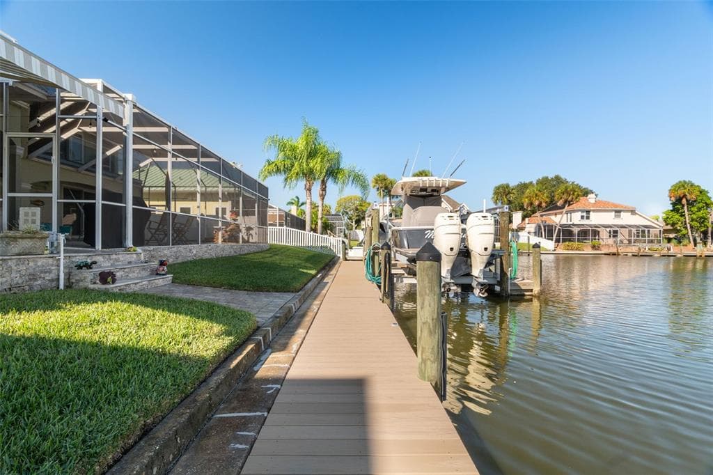 212 SYKES POINT 4