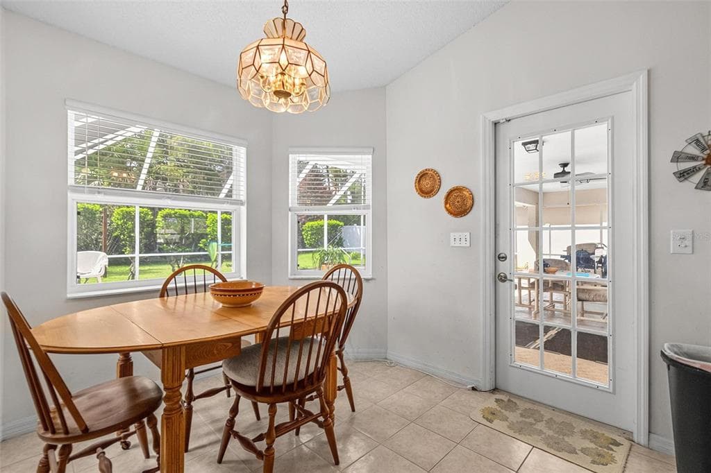 80 WHITTINGTON DRIVE photo 23