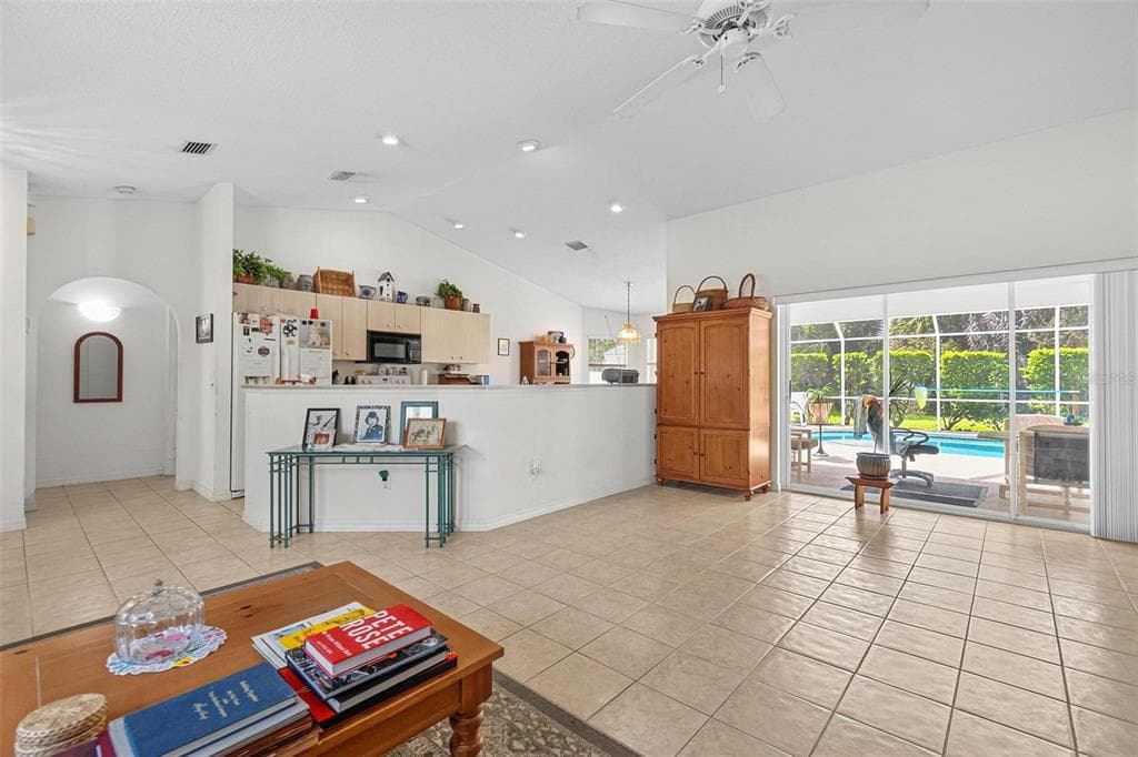 80 WHITTINGTON DRIVE photo 8