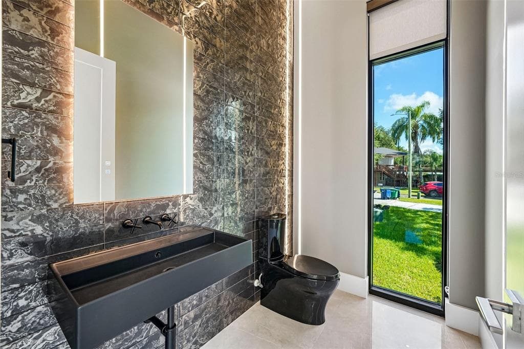 8103 N RIVER SHORE DRIVE photo 24