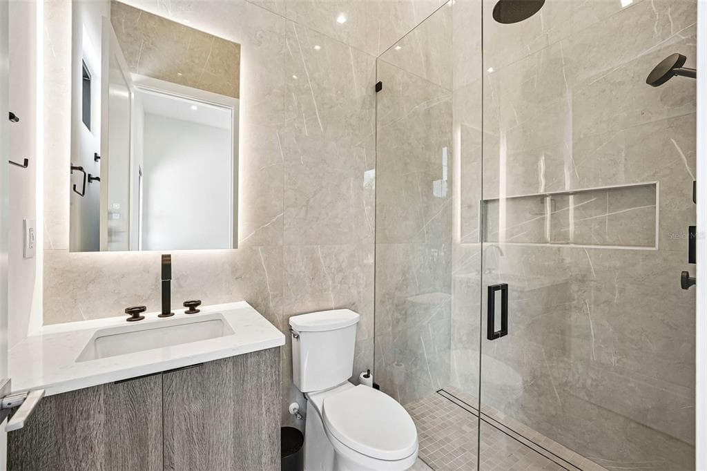 8103 N RIVER SHORE DRIVE photo 25