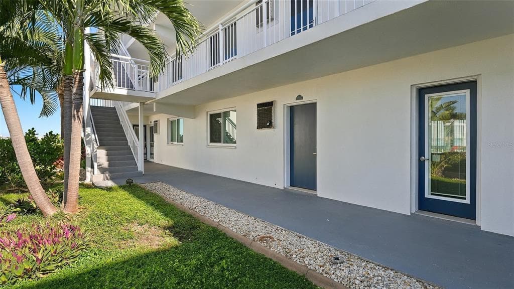 777 JOHN RINGLING BOULEVARD 2 photo 7