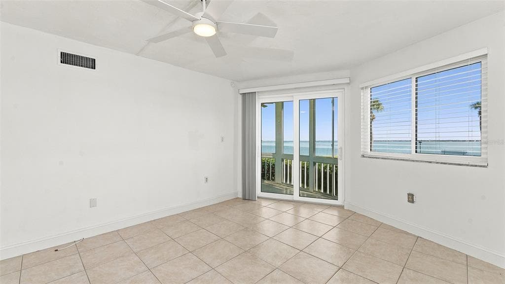 777 JOHN RINGLING BOULEVARD 2 photo 9