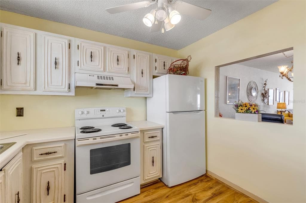 2711 N HALIFAX AVENUE W 791 photo 21