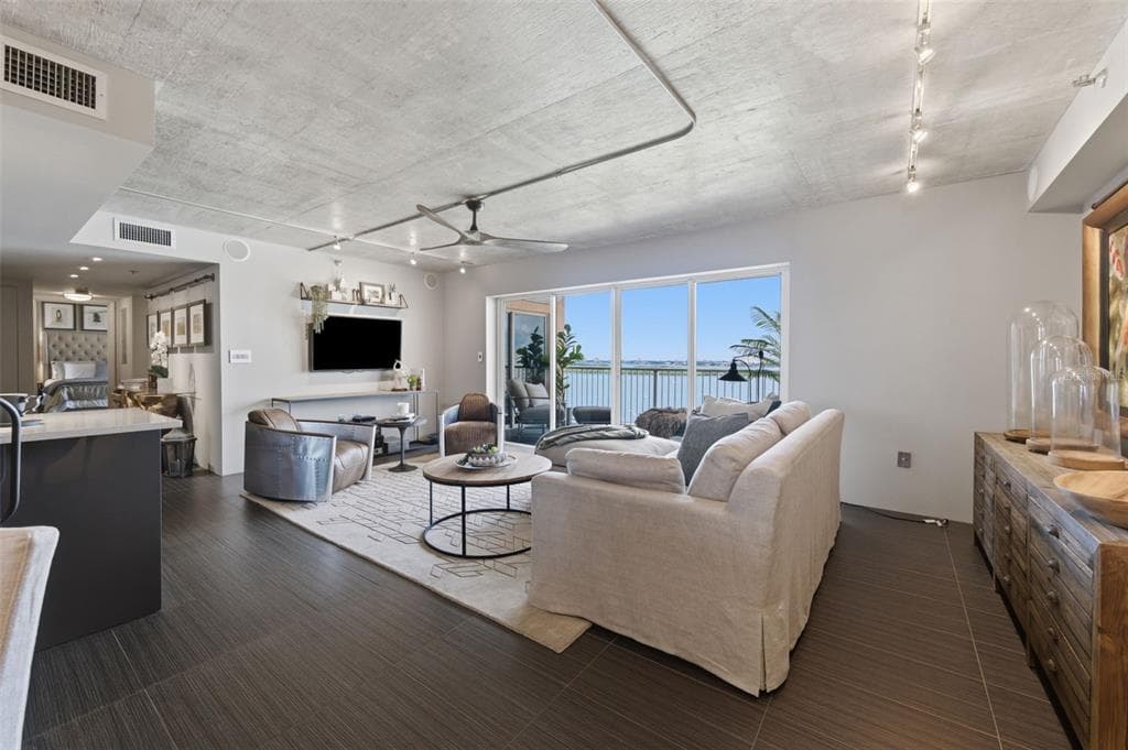 7430 SUNSHINE SKYWAY LANE S 901 photo 17