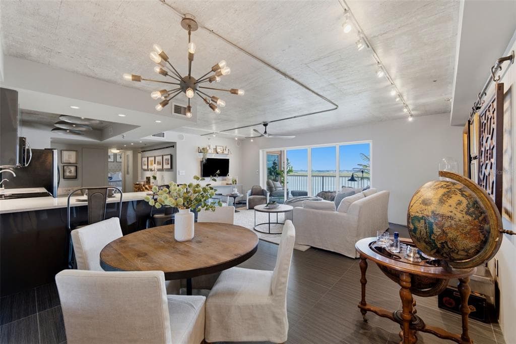 7430 SUNSHINE SKYWAY LANE S 901 photo 24